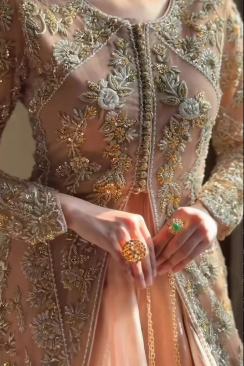 Nude Blush